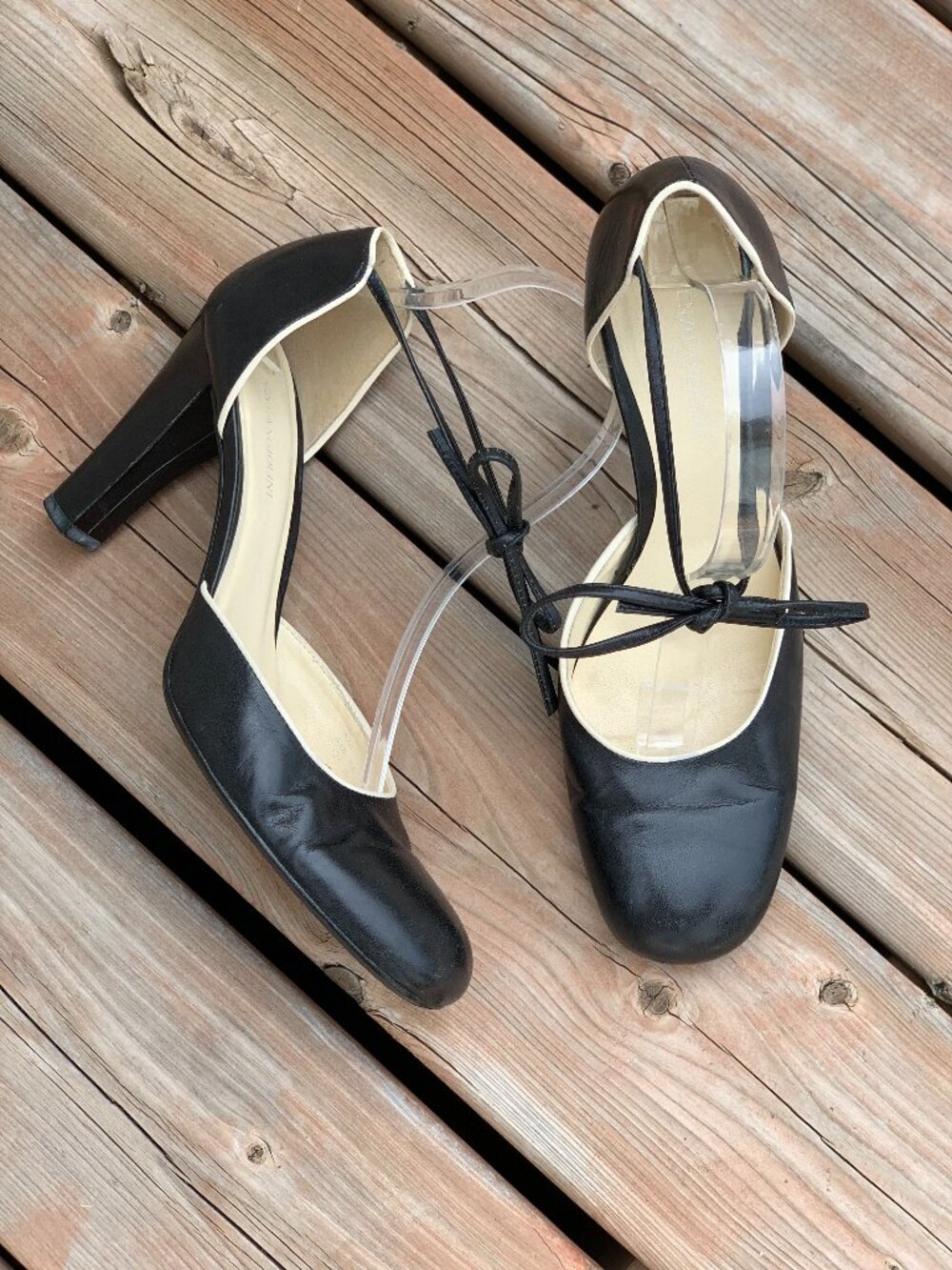 Enzo Angiolini Mary Jane High Heel Shoes 9.5 Black Leather Front Tie Rockabilly